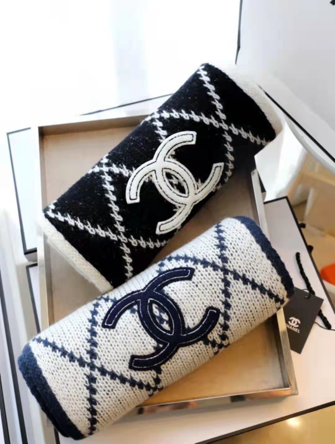 Chanel scarf 30X190cm 100%羊绒 E36